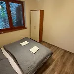 4 Apartment, Hriadky, Apartmán