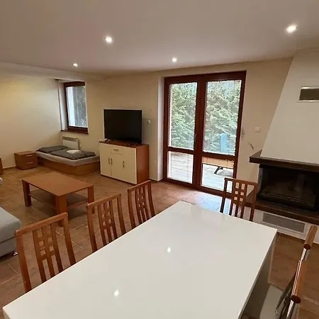 Апартаменты 4 Apartment, Hriadky,