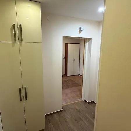 4 Apartment, Hriadky, Appartement *