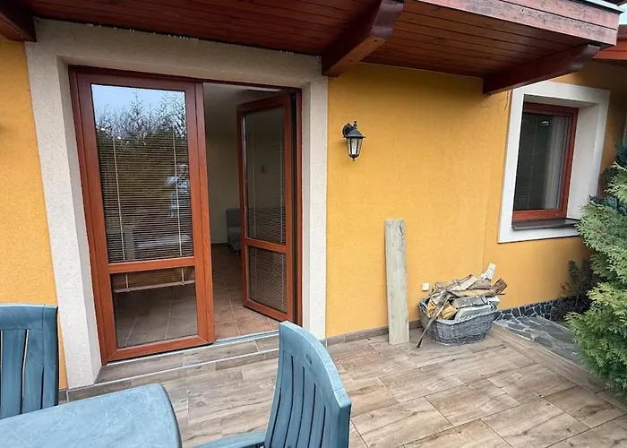 4 Apartment, Hriadky, *