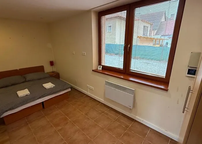 4 Apartment, Hriadky, *