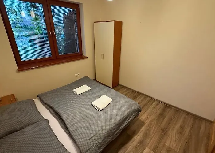 4 Apartment, Hriadky, Апартаменты